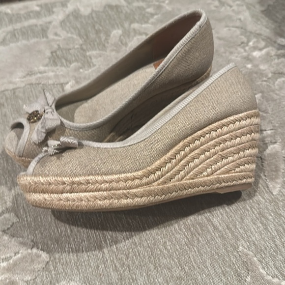 Tory Burch Cream Peep Toe Espadrille Wedges - Picture 2 of 6